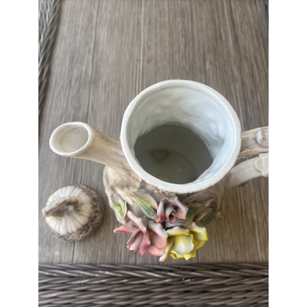 Capodimonte Porcelain Flower Pitcher With Lid Made In Italy. Pink Flower Is Chip - Picture 13 of 15